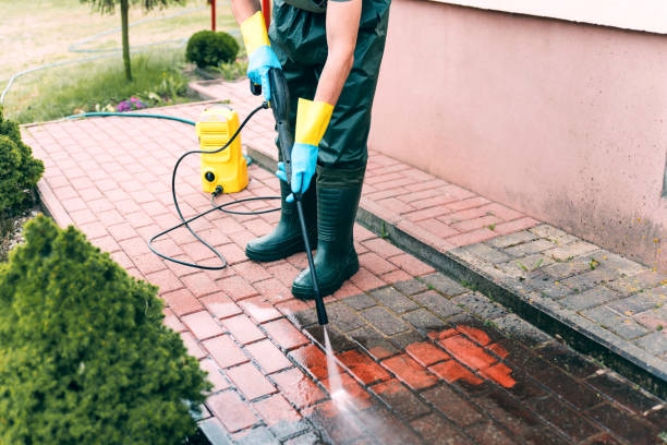 Fence Pressure Washing in Richmond, MO